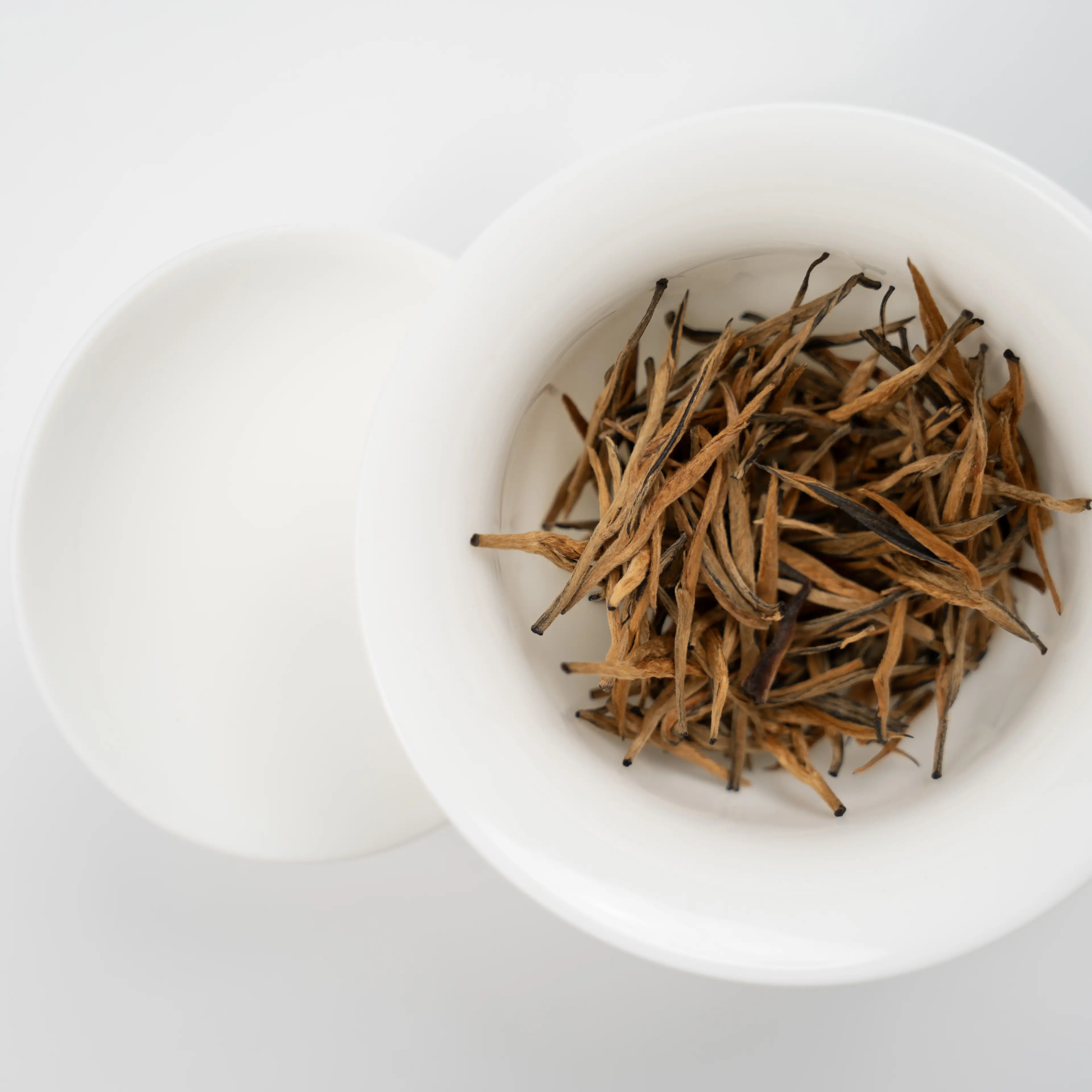 云南滇红金针 - 红茶